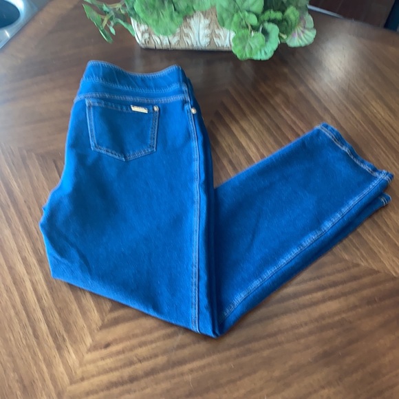 Peter Nygard Slims Pull On Skinny Jeans 